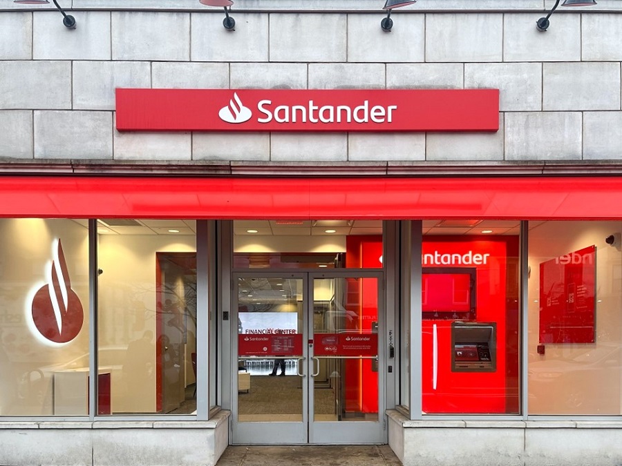 Santander Evolves In-Person Bank Format; Tailors Experience to Meet ...